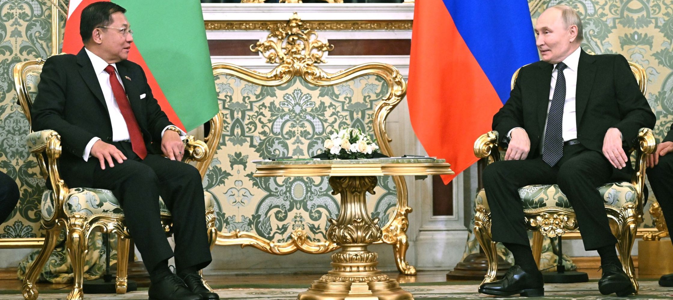 Mjanma uśmiecha się do Putina.