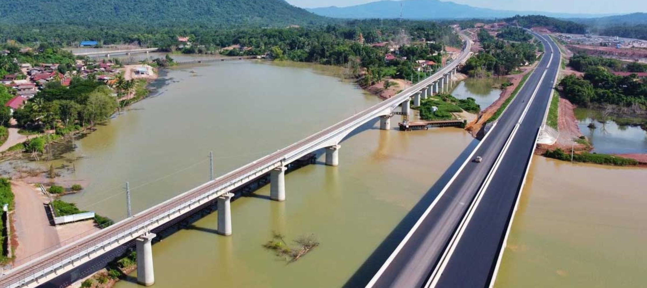 Laos- nowa autostrada połączy stolicę z Chinami