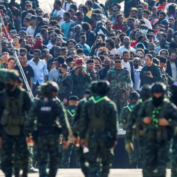 Mjanma-walka z oszustami internetowymi