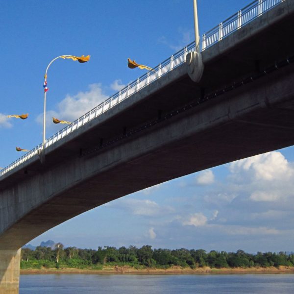 Most Przyjaźni między Tajlandią a Laosem