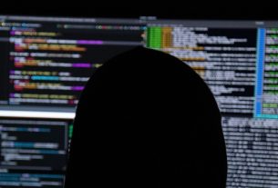 Władze w Phnom Penh walczą z przestepstwami internetowymi